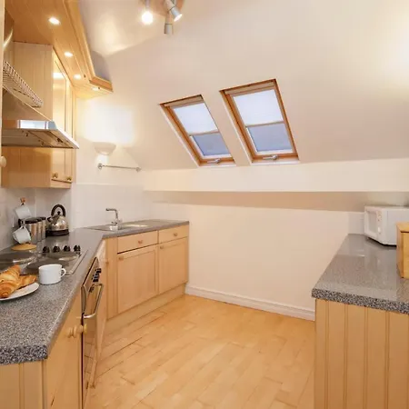 Shambles In The Centre Of York, Sleeps 16 York