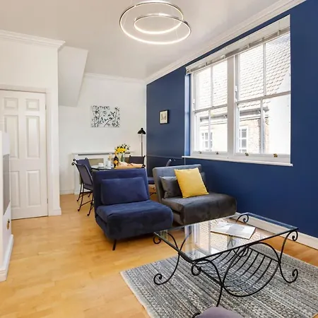 Shambles In The Centre Of York, Sleeps 16 Apartmán *