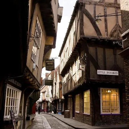 Apartamento Shambles In The Centre Of York, Sleeps 16